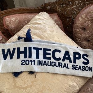 NEW collectible Whitecaps 2011 inaugural scarf